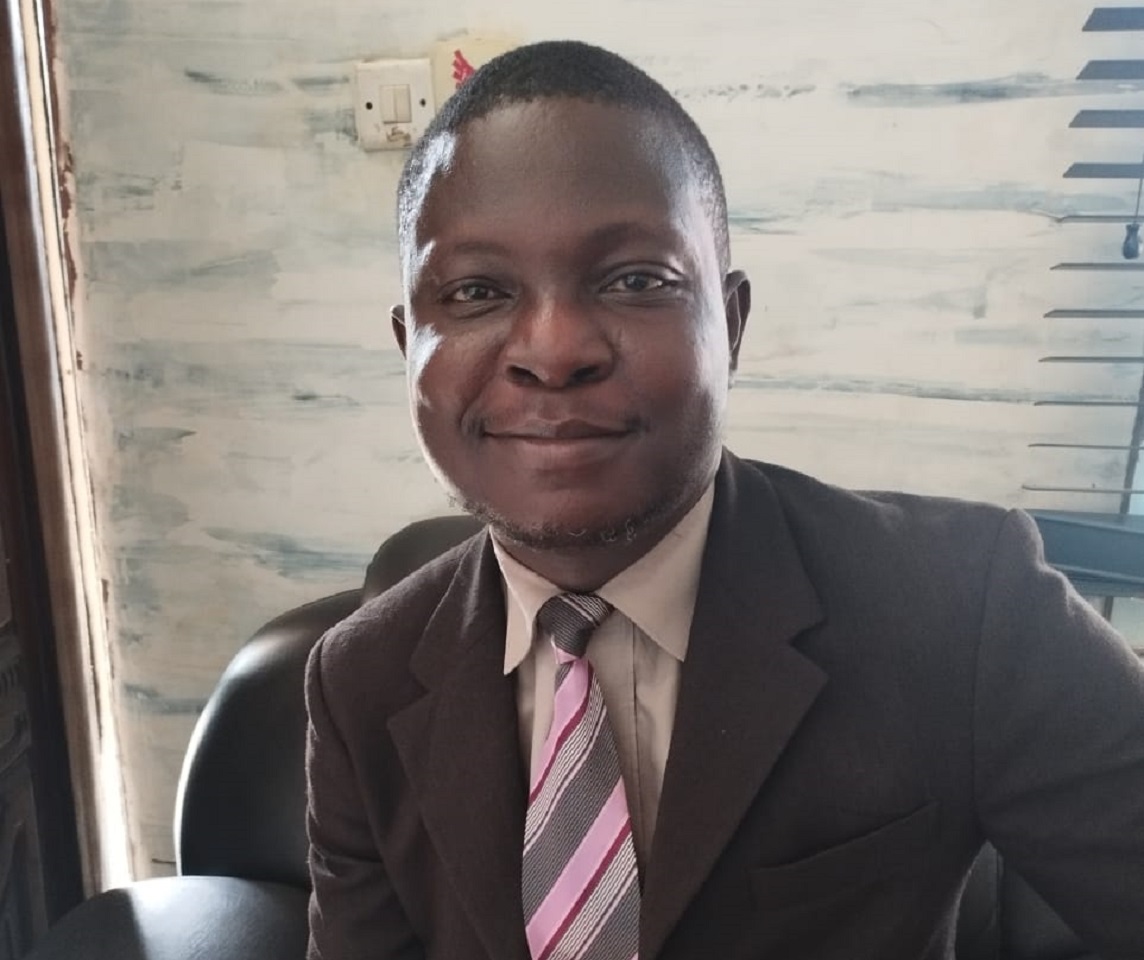 Victor Aderounmu PARAISO